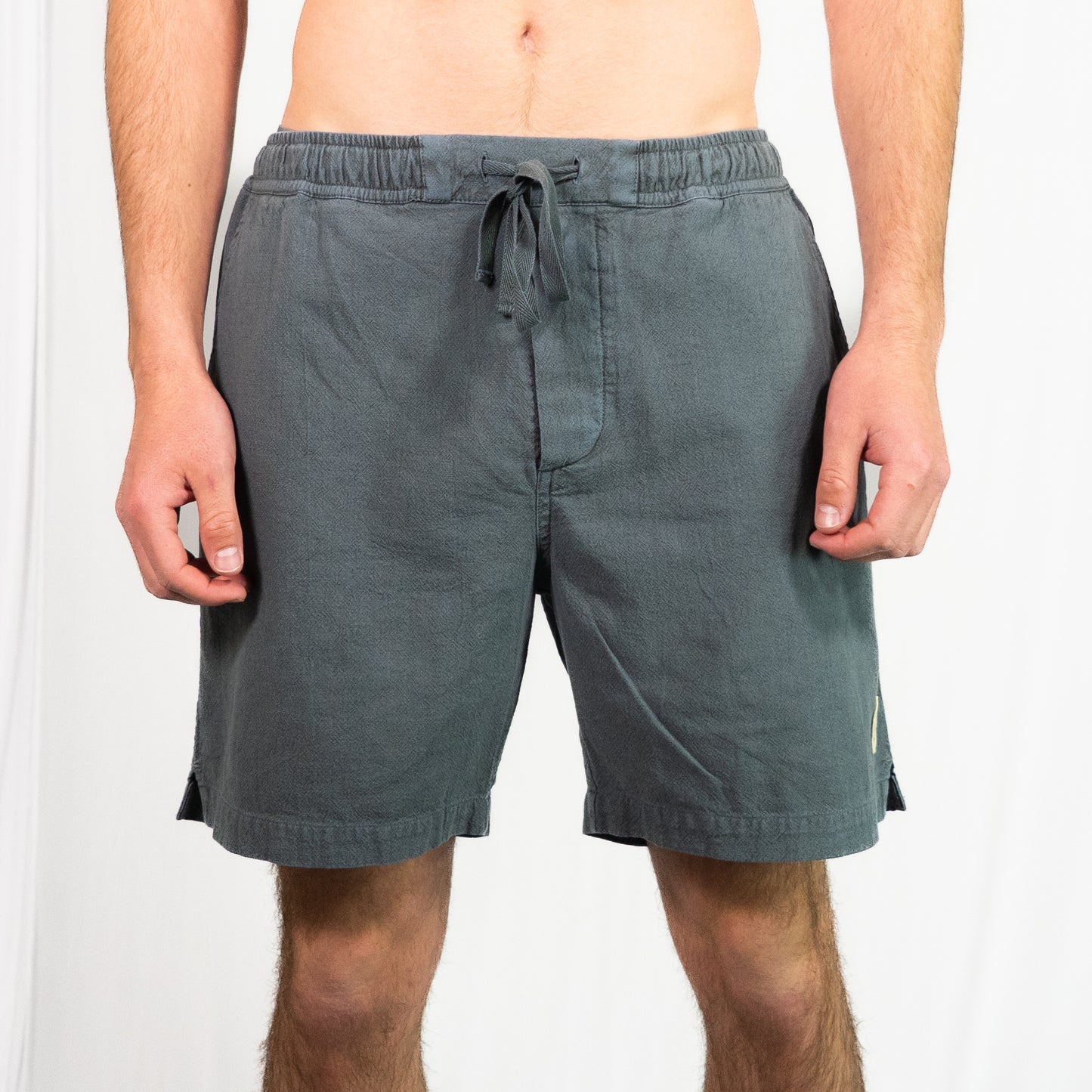 Layback Linen Short